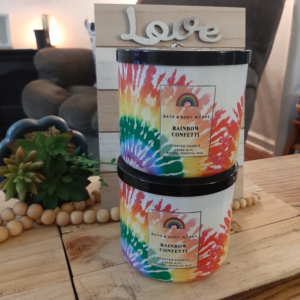 Set of 2 - 3 wick bath and body works candles